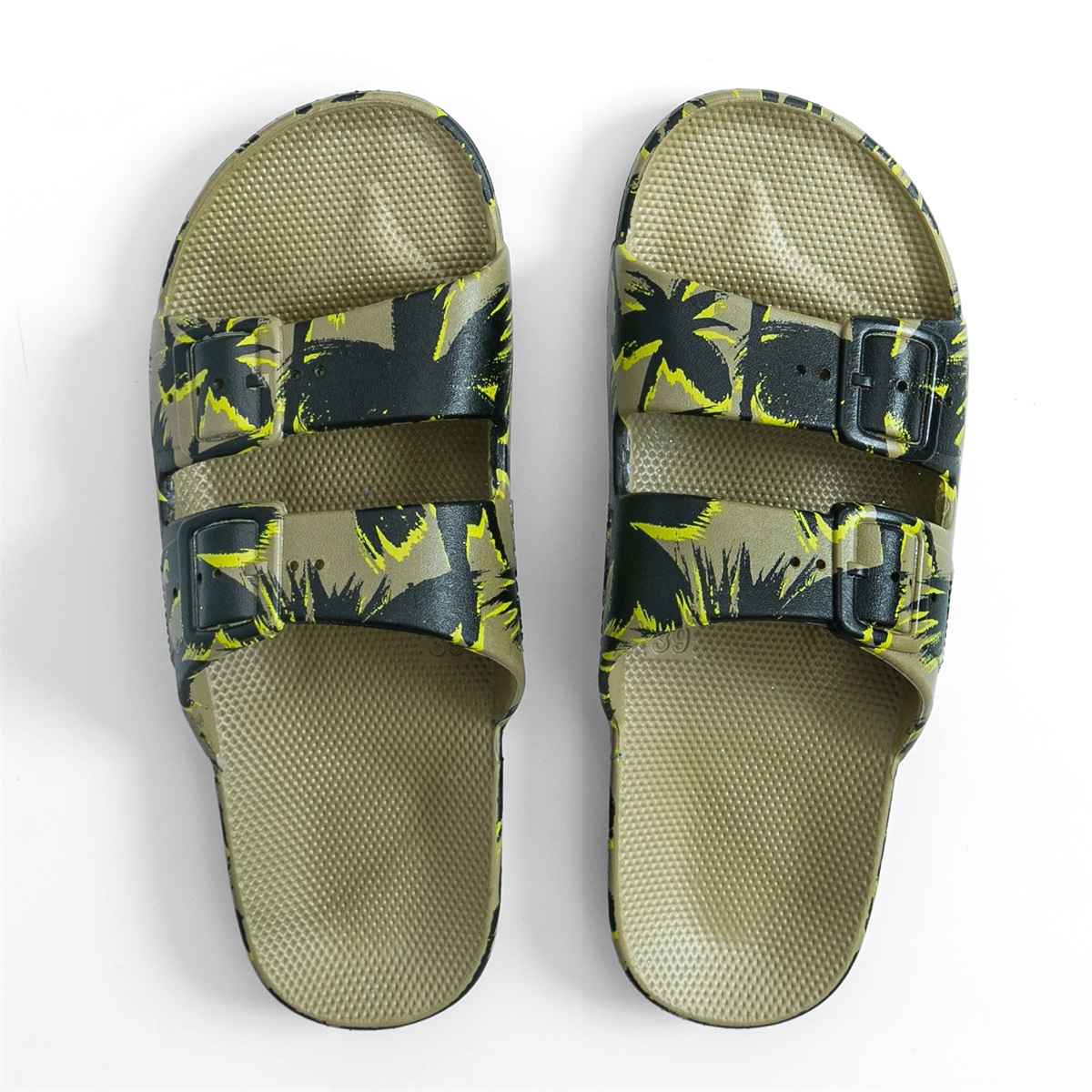 Freedom Moses Slippers Kaki (229544) Freedom Moses Slippers Kaki (229544)